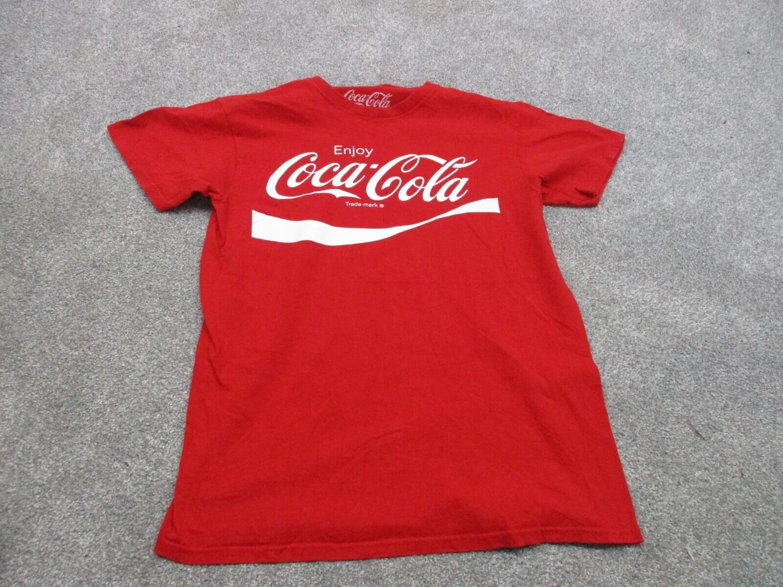 Coca Cola T-Shirt Mens Size Small Red Enjoy 100% Cotton Short Sleeve Solid