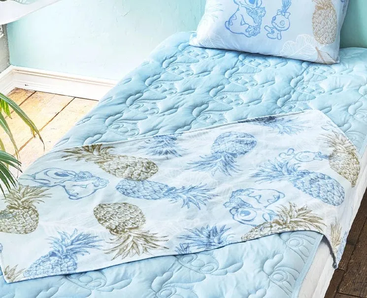 Disney Cooling Mini Blanket: Stitch & Scramble