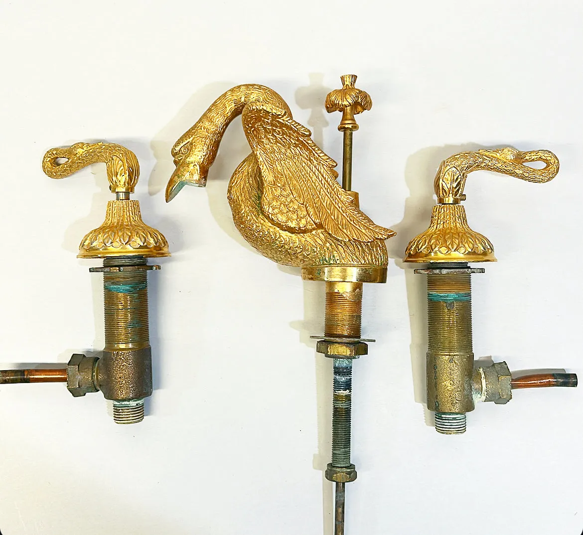 Fabulous rare vintage 1980s swan faucet with matching swan handles