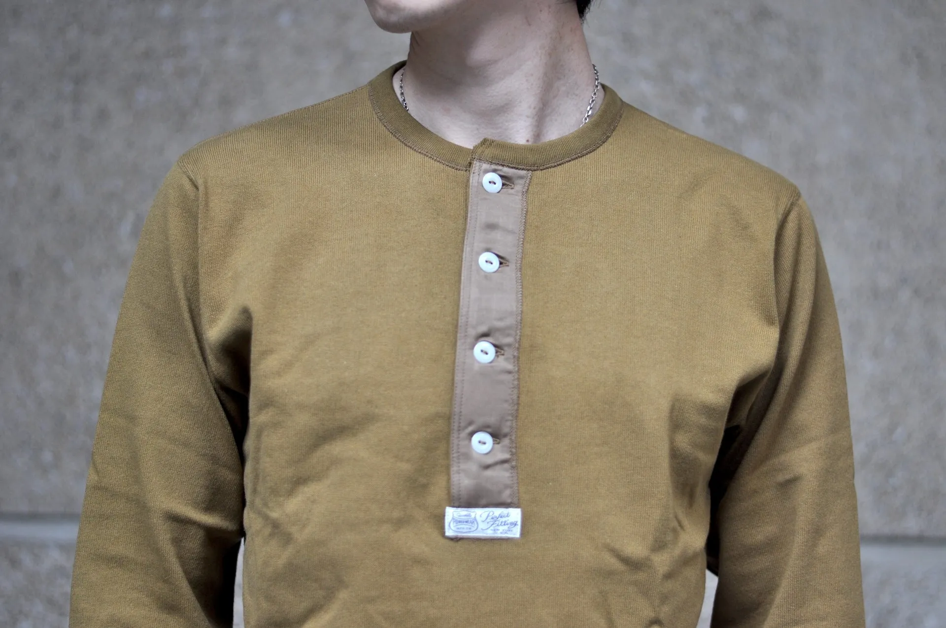 Freewheelers Heavyweight Henley Necked Long Sleeve Shirt (Olive Drab)