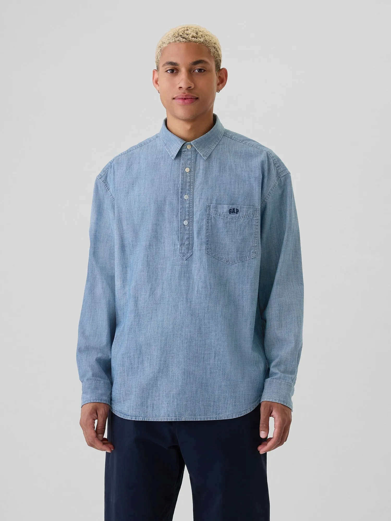 Gap Logo Pullover Chambray Shirt