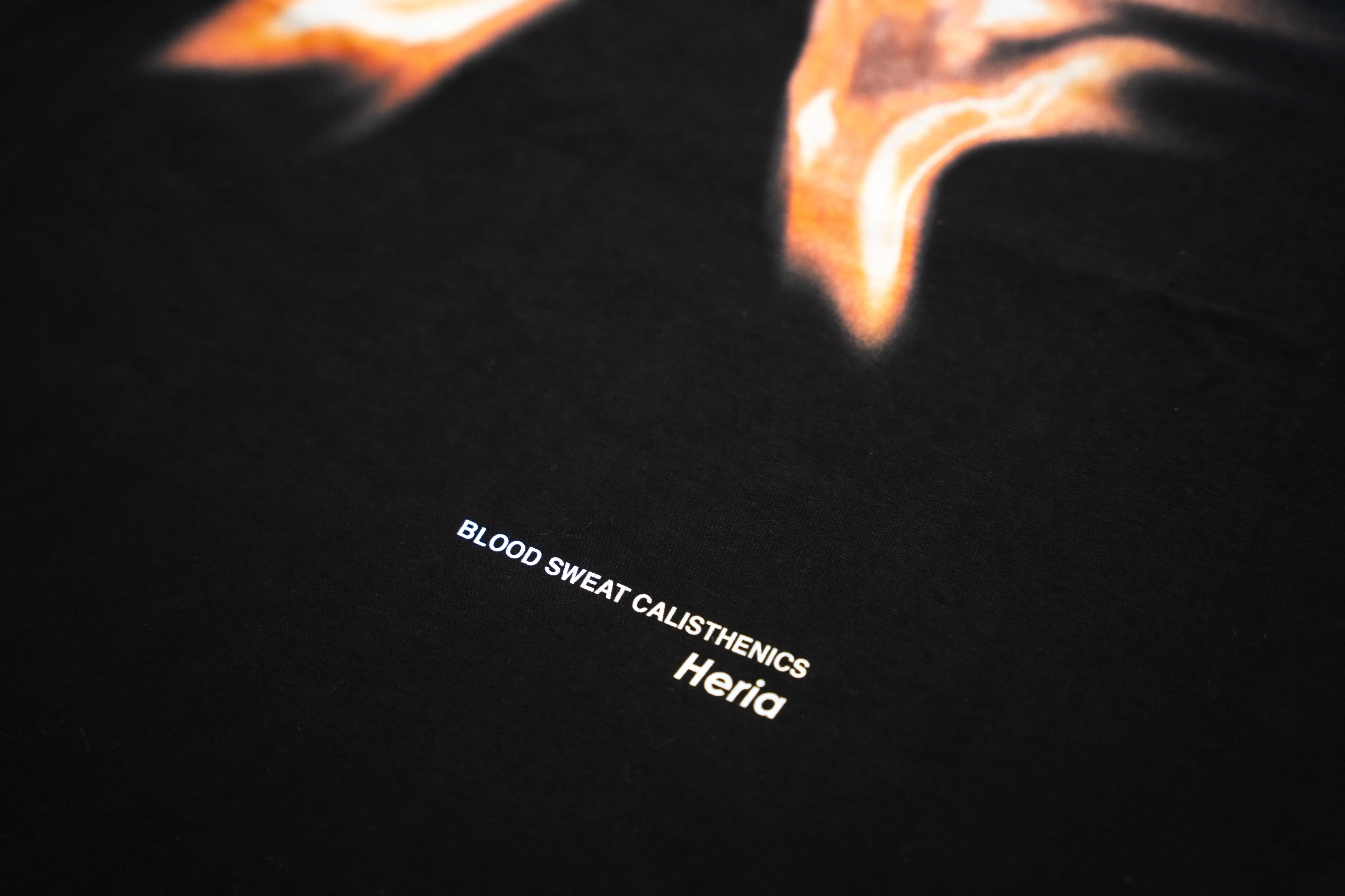 Heria Ripped Hands Tee