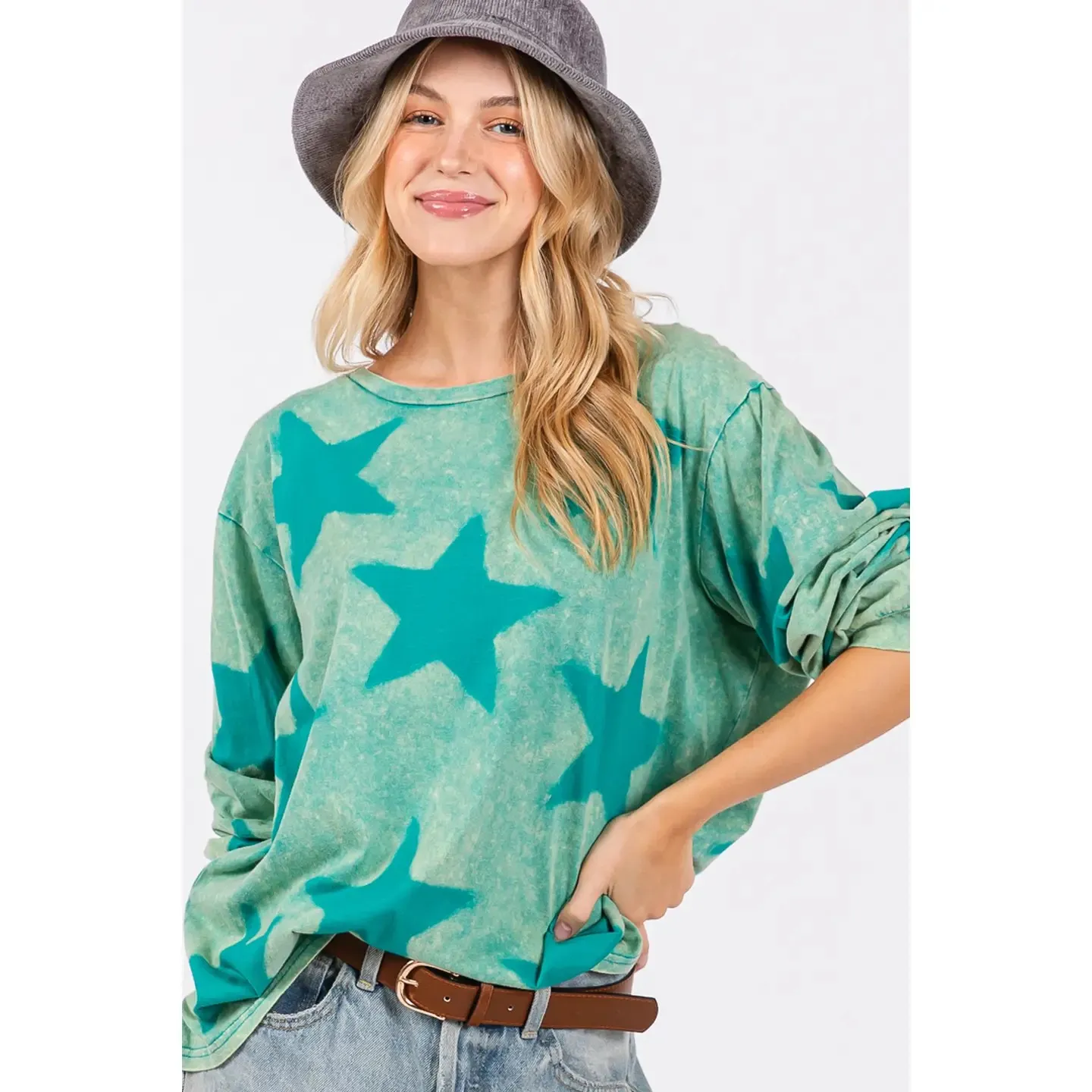 Mineral Wash Star Graphic Print Top /Stuffology Boutique