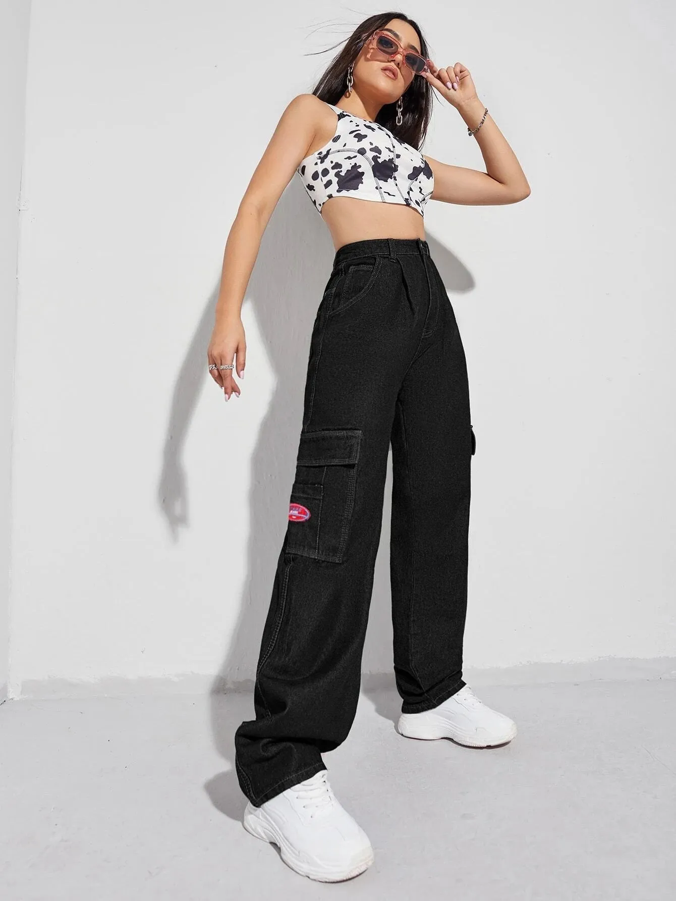 Patched Detail Flap Pocket Wide Leg Jeans