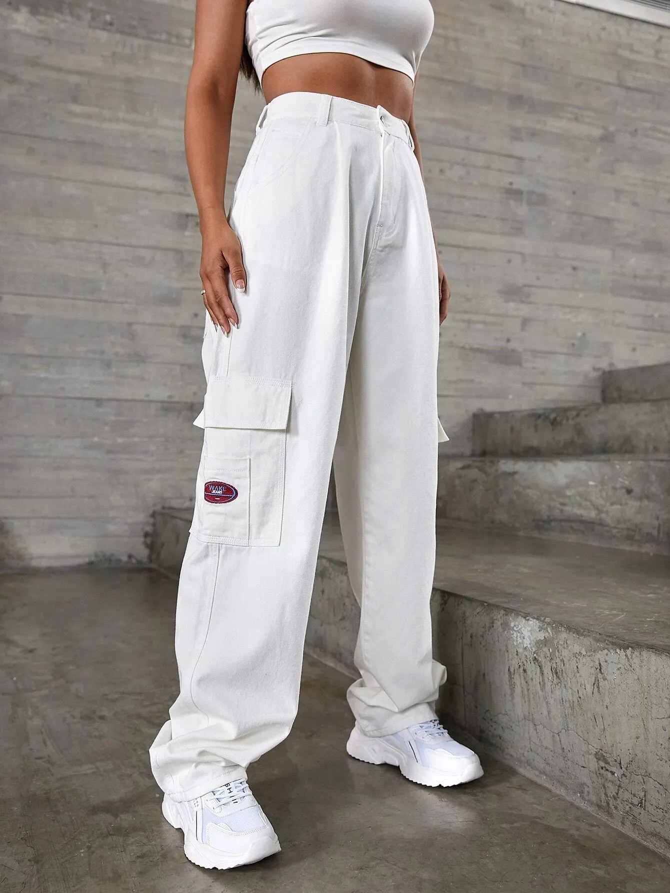 Patched Detail Flap Pocket Wide Leg Jeans