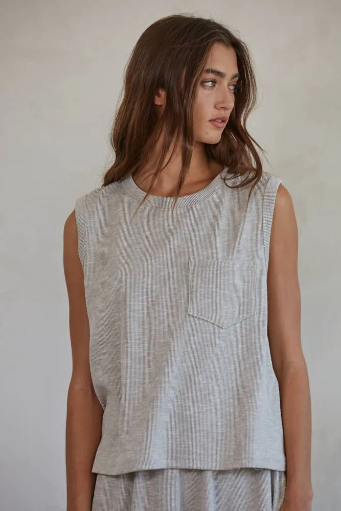 Ribbed Crew Neck Sleeveless Tank Top