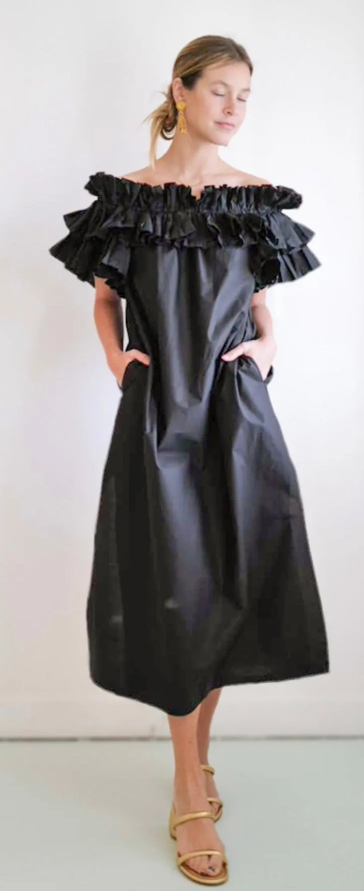 Ruffle Dress in Black