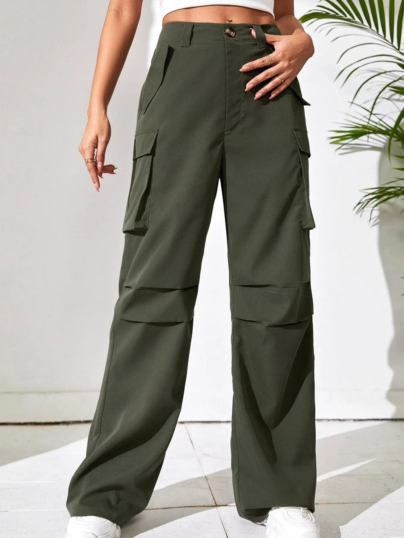 Solid Colored Flap Pocket Side Cargo Pant