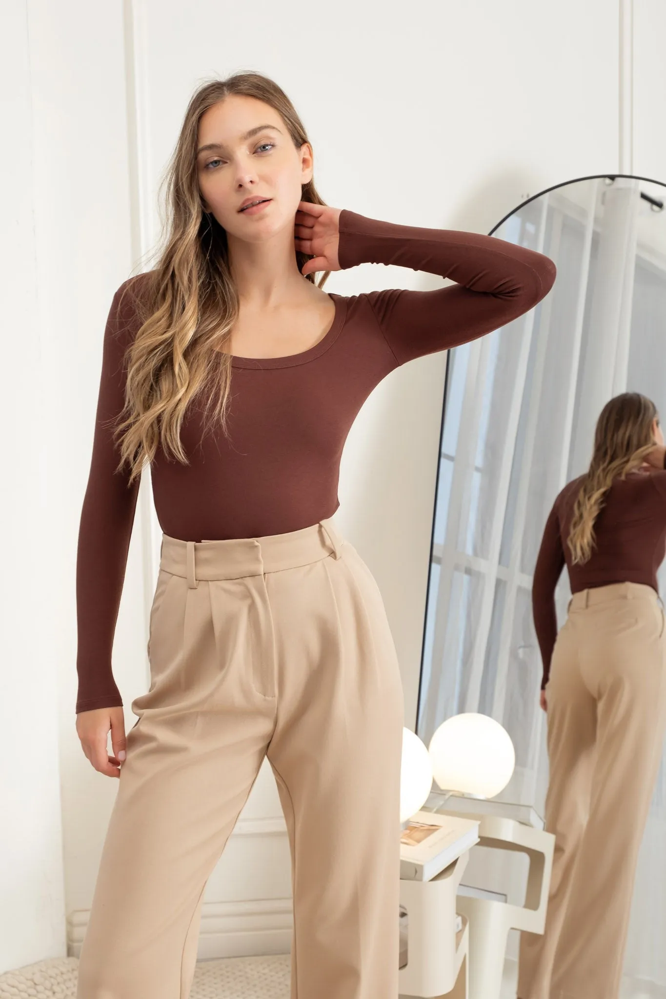SOLID SCOOP NECK LONG SLEEVE KNIT TOP