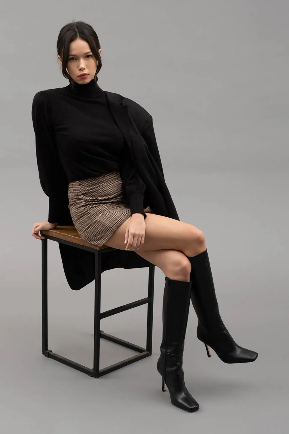 TURTLENECK LONG BISHOP SLEEVE PULLOVER SWEATER