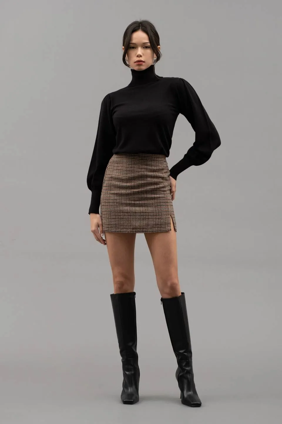 TURTLENECK LONG BISHOP SLEEVE PULLOVER SWEATER