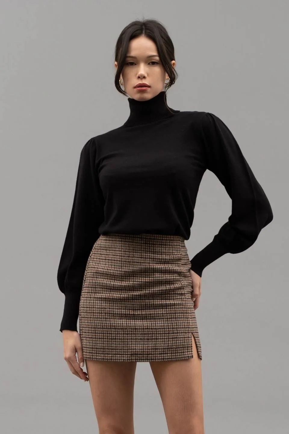 TURTLENECK LONG BISHOP SLEEVE PULLOVER SWEATER