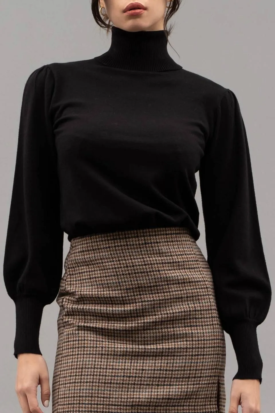 TURTLENECK LONG BISHOP SLEEVE PULLOVER SWEATER