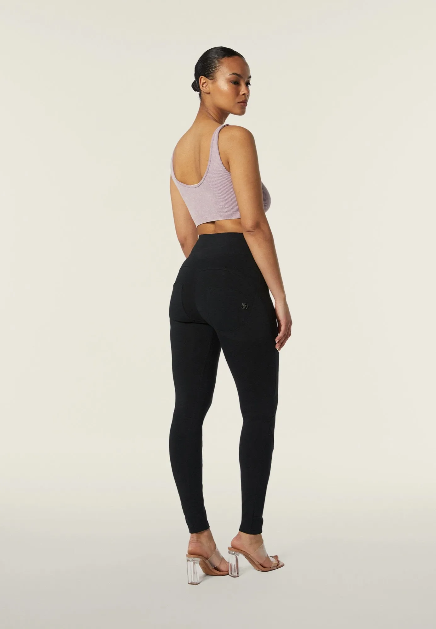 (WRUP2HF426-N) High Waist Cotton WR.UP® with Leg Details en Rits in de Zijde